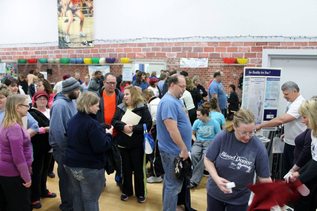 E-town Get Fit kicks off team weight loss challenge